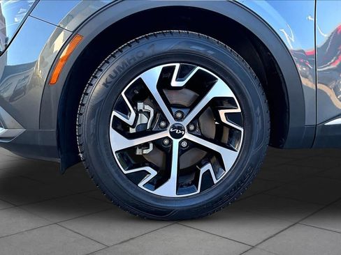 Used 2023 Kia Sportage EX FWD image 11