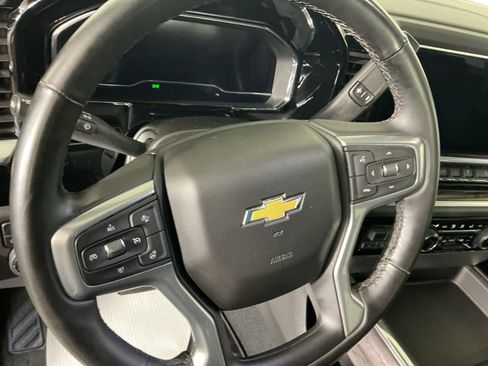 Used 2024 Chevrolet Silverado 2500 LTZ w/ LTZ Convenience Package image 14