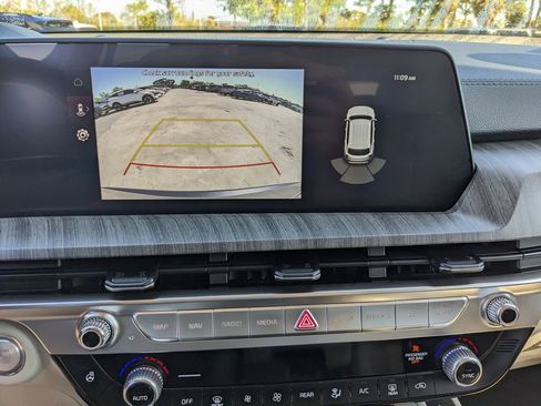 Certified 2025 Kia Telluride EX X-Line AWD/4WD image 25