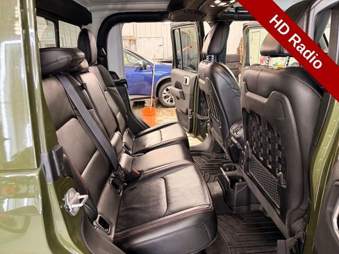 Used 2021 Jeep Gladiator Rubicon image 35