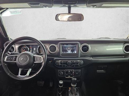 Used 2021 Jeep Gladiator Overland image 20