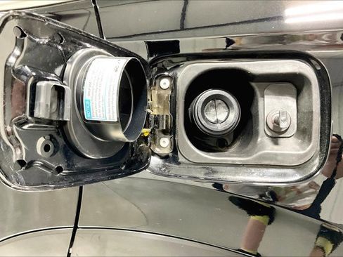 Used 2024 Honda CR-V LX image 42