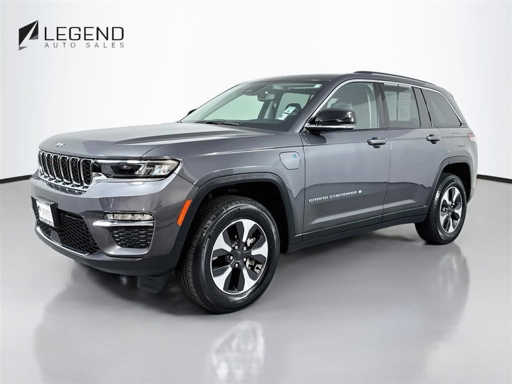 Used 2023 Jeep Grand Cherokee 4WD 4xe image 1