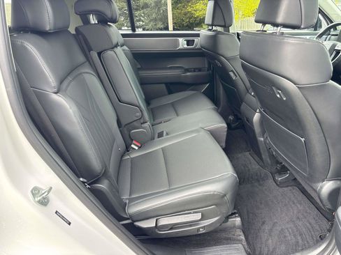 Certified 2024 Hyundai Santa Fe XRT AWD/4WD image 10