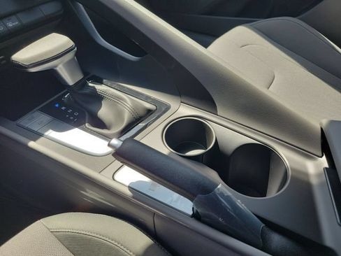 New 2026 Hyundai Elantra SE FWD image 16