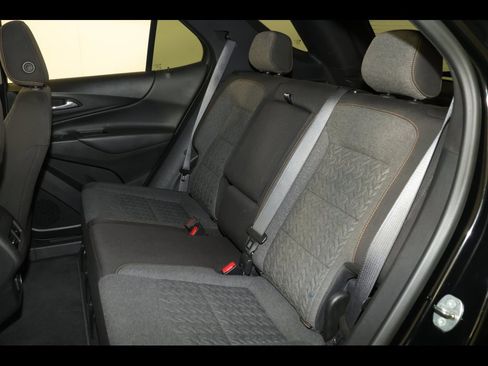 Used 2023 Chevrolet Equinox LT image 25