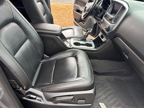 Used 2022 Chevrolet Colorado ZR2 image 25