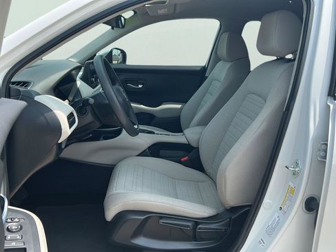 Used 2025 Honda HR-V LX image 7
