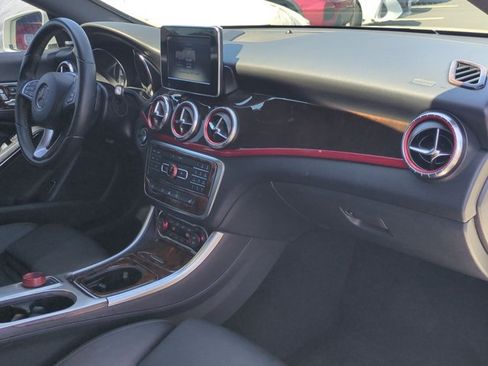 Used 2016 Mercedes-Benz CLA 250 4MATIC image 23