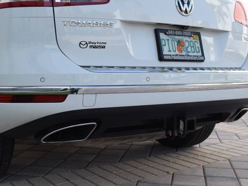 Used 2016 Volkswagen Touareg TDI AWD/4WD image 21