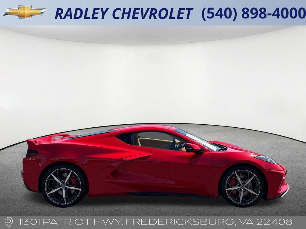Used 2021 Chevrolet Corvette Stingray Premium Cpe w/ Z51 Performance Package RWD image 19