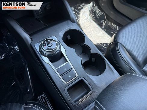 Used 2024 Ford Escape Platinum AWD/4WD image 22