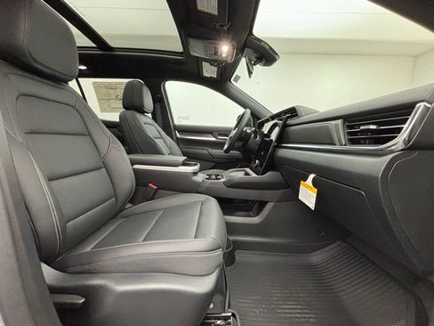 New 2026 GMC Terrain Elevation w/ Elevation Premium Package image 35