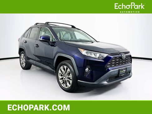 Used 2021 Toyota RAV4 XLE Premium image 1