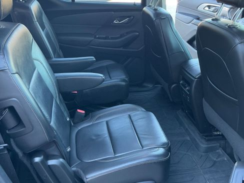 Used 2020 Chevrolet Traverse RS w/ LPO, Floor Liner Package image 14