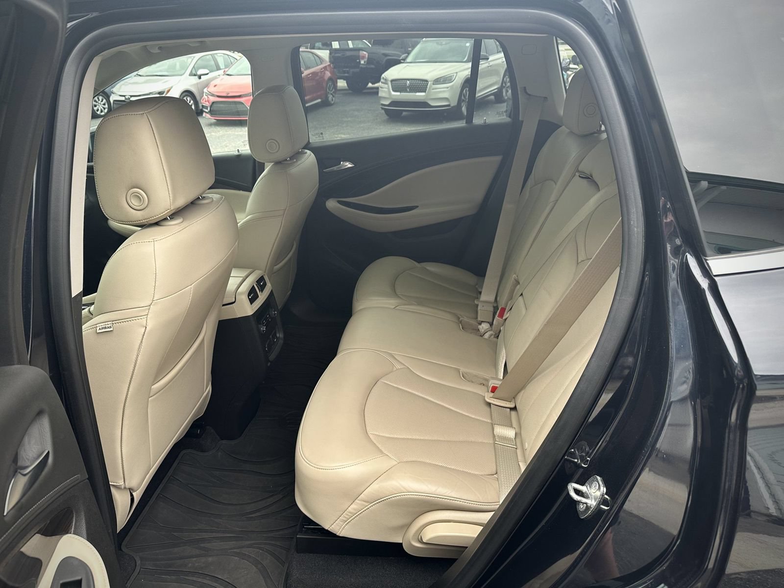 Used 2020 Buick Envision Premium AWD/4WD image 8