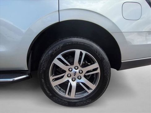 Used 2023 Ford Expedition Limited RWD image 27