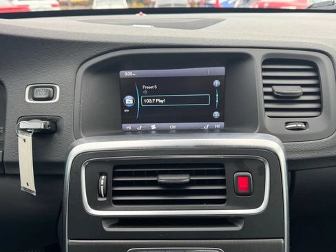 Used 2012 Volvo S60 T5 w/ Multimedia Pkg image 23