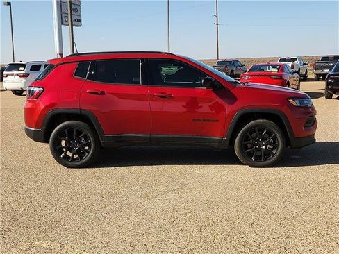New 2026 Jeep Compass Latitude AWD/4WD image 5