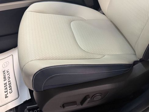 Used 2026 Kia Carnival SX Prestige FWD image 36