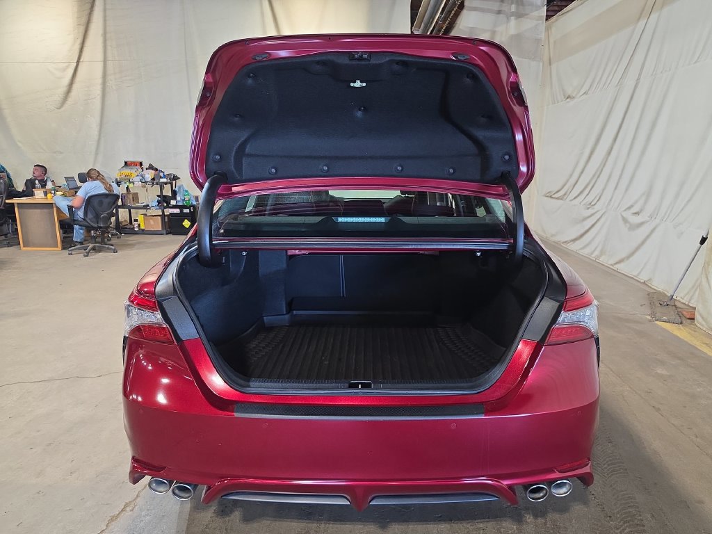 Used 2018 Toyota Camry XSE FWD image 20