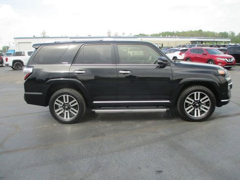 Used 2016 Toyota 4Runner Limited image 2
