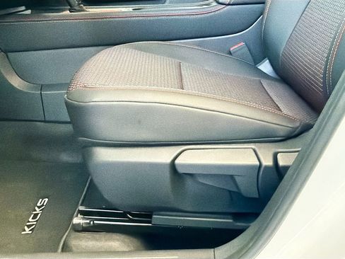 New 2026 Nissan Kicks SR image 20