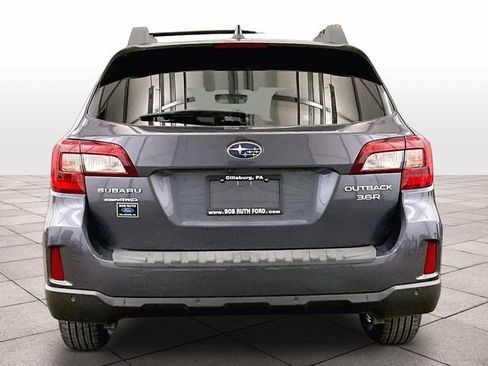 Used 2017 Subaru Outback 3.6R Limited AWD/4WD image 4