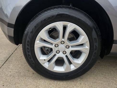 Used 2020 Land Rover Range Rover Evoque S image 15