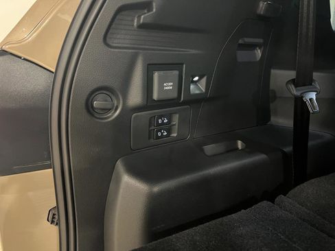 Used 2025 Lexus LX 700h Overtrail image 36