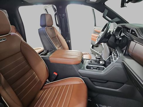 Used 2023 GMC Sierra 1500 Denali Ultimate image 13