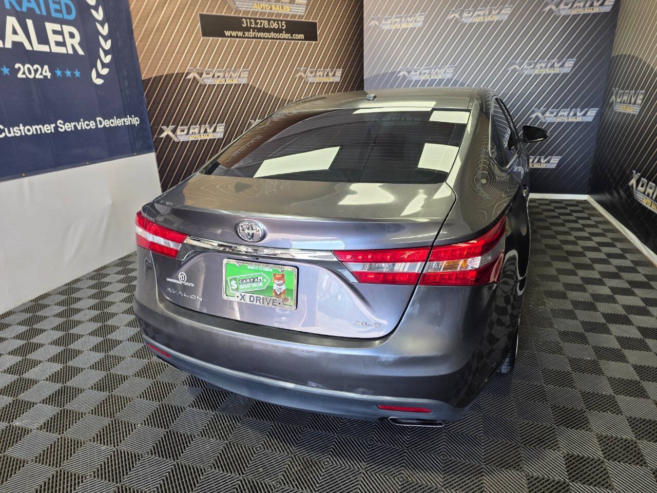 Used 2014 Toyota Avalon XLE Touring FWD image 13