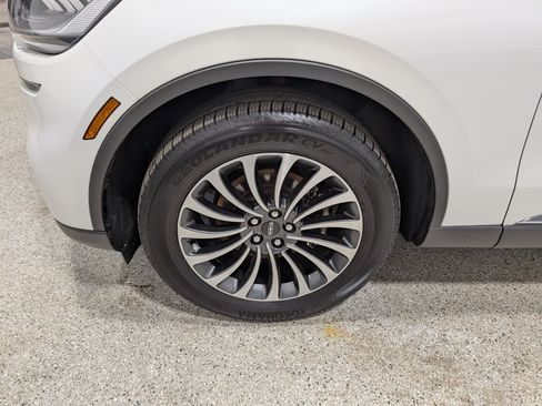 Used 2022 Lincoln Aviator Reserve w/ Elements Package Plus AWD/4WD image 9