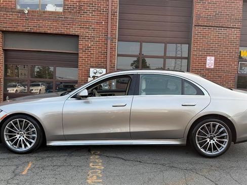 Used 2021 Mercedes-Benz S 580 4MATIC Sedan image 5