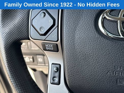 Used 2022 Toyota Tacoma SR5 w/ Technology Package RWD image 24