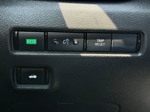 Used 2023 Nissan Sentra SV w/ All-Weather Package FWD image 30