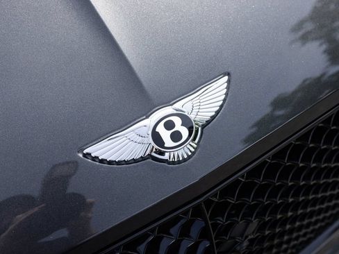 Certified 2023 Bentley Continental GT V8 AWD/4WD image 19
