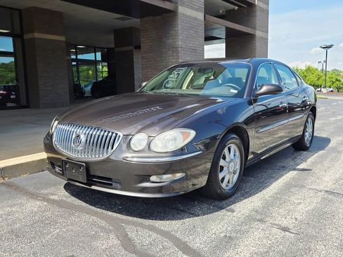 Used 2009 Buick LaCrosse CXL w/ Driver Confidence Package FWD image 3