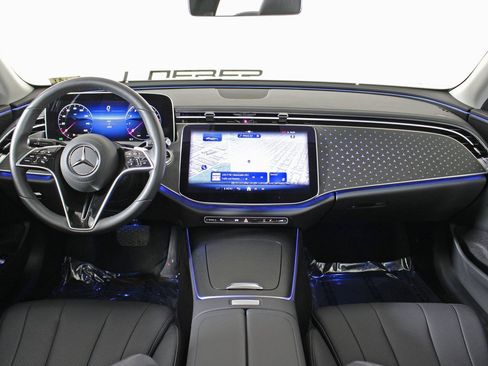 Certified 2025 Mercedes-Benz E 350 4MATIC Sedan image 15