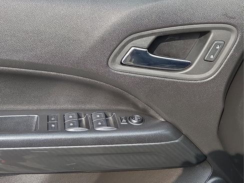 Used 2022 GMC Canyon AT4 w/ Driver Alert Package AWD/4WD image 13