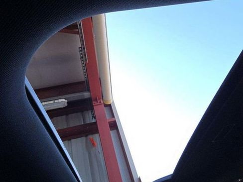 Used 2022 Jeep Grand Cherokee Altitude image 15