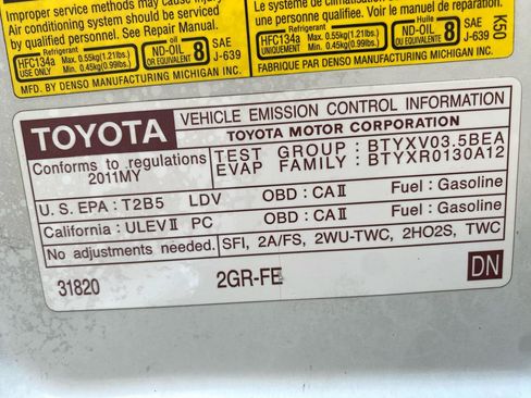 Used 2011 Toyota Avalon FWD image 38