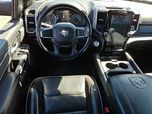 Used 2023 RAM 1500 Laramie AWD/4WD image 2