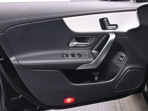 Used 2025 Mercedes-Benz CLA 250 4MATIC image 10