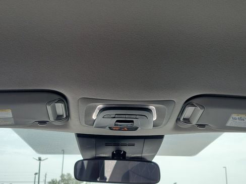 Used 2026 Toyota Corolla Cross LE FWD image 19