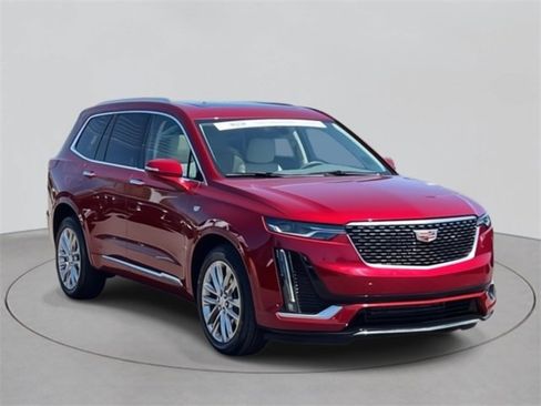 Certified 2023 Cadillac XT6 Premium Luxury image 7