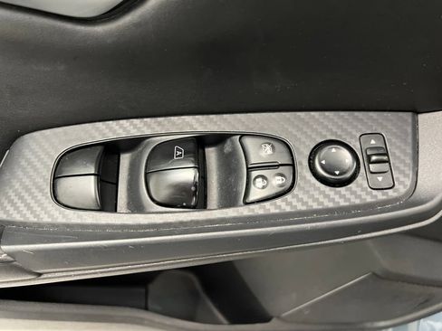 Used 2024 Nissan Sentra SV FWD image 15