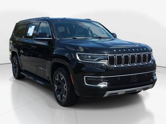 Used 2023 Jeep Wagoneer L Series III RWD video 3