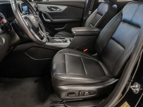 Used 2019 Chevrolet Blazer LT FWD image 11