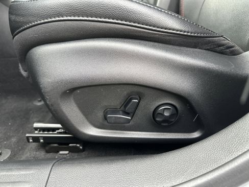 Used 2020 Jeep Compass Trailhawk w/ Leather Interior Group image 13